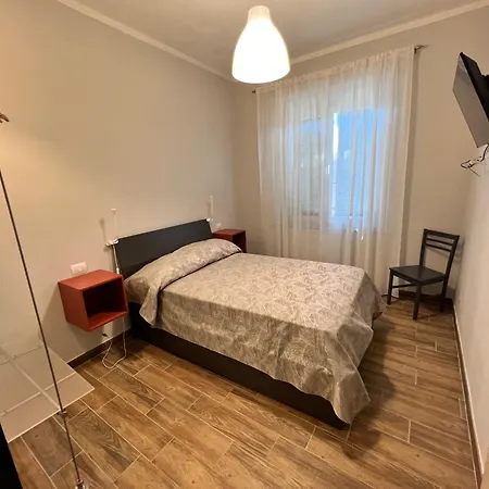 We Tower Self Check-in Konukevi 3*